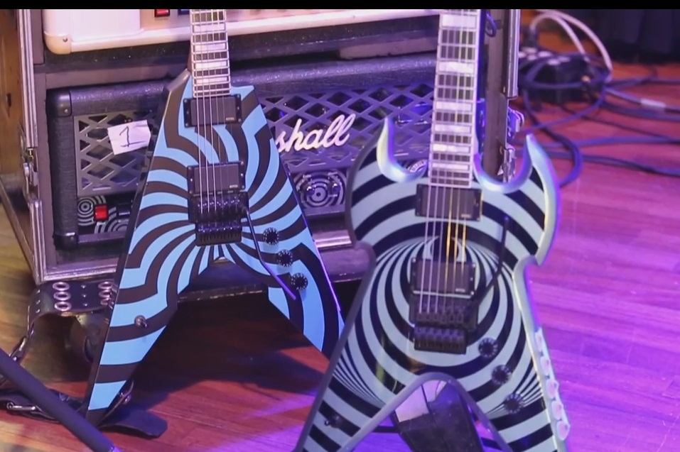 El equipo completo de Zakk Wylde en Generation Axe Tour Guitarristas